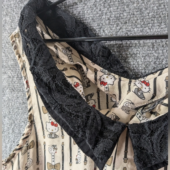 VTG SANRIO HELLO KITTY Print Blouse XL Sleeveless Lace Collar Sheer Tan Top - Picture 10 of 12